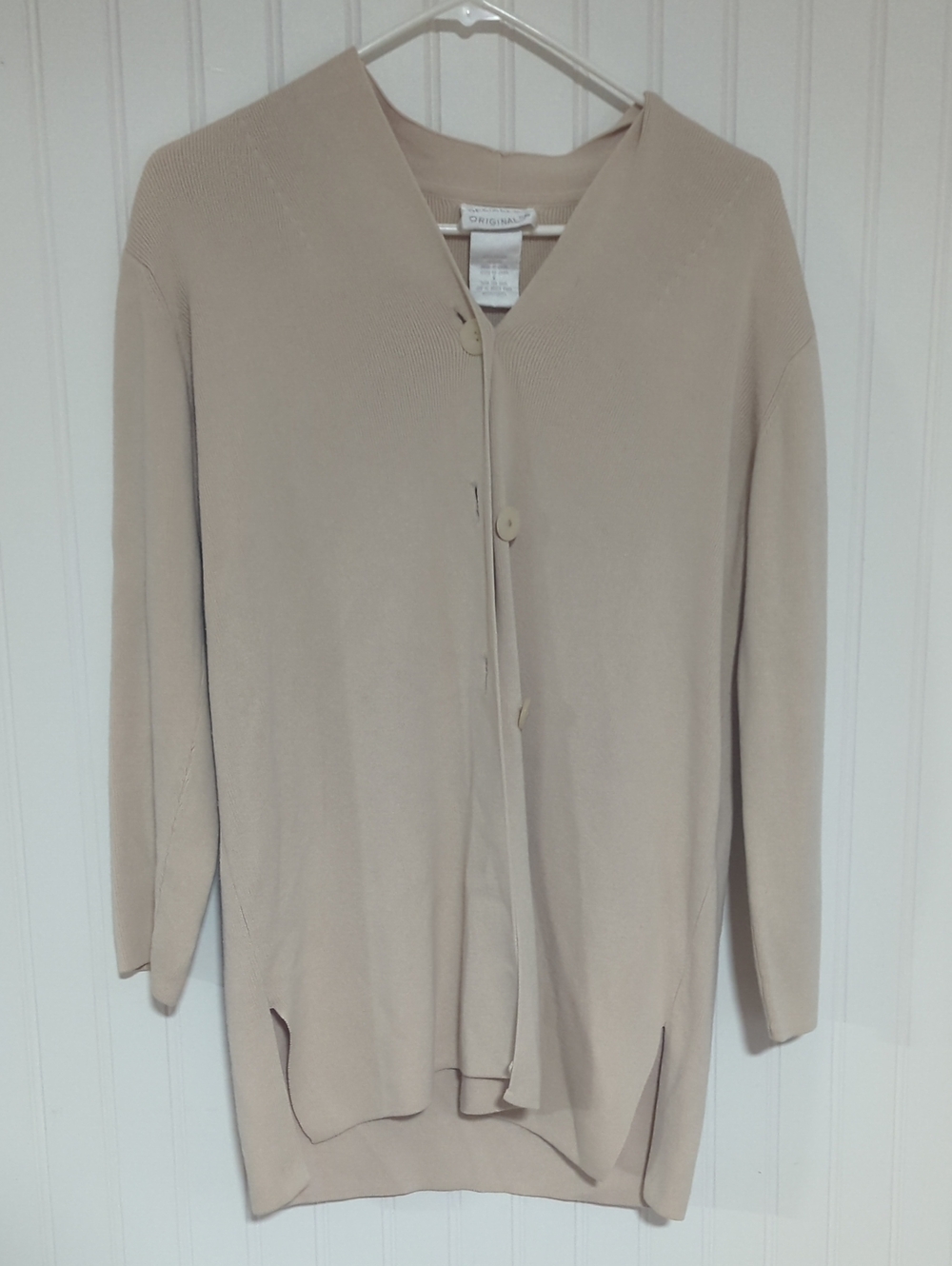 Designers Originals Beige Button-Front V-Neck Cardigan